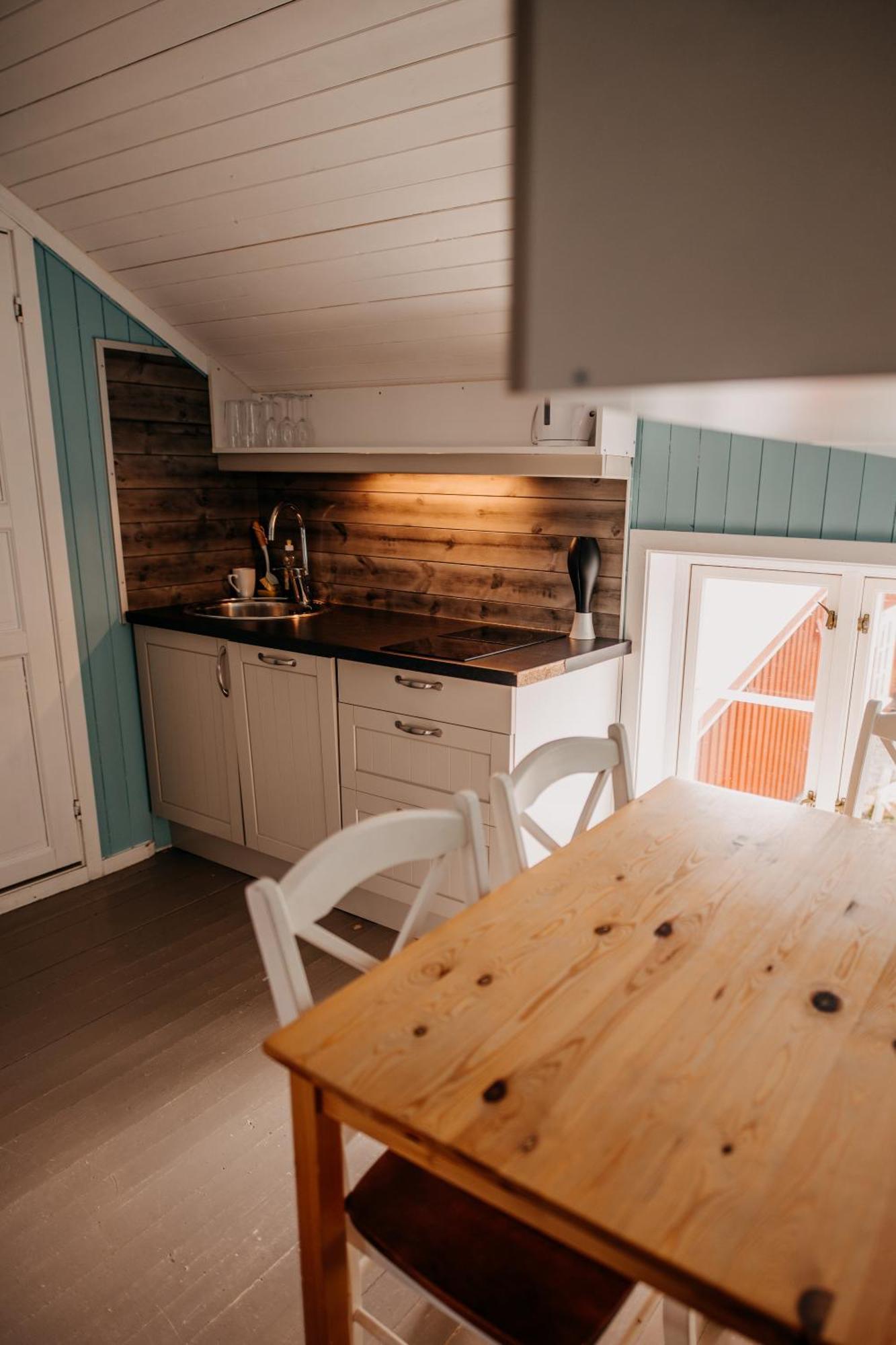 Kraemmervika Havn Ballstad Chambre photo