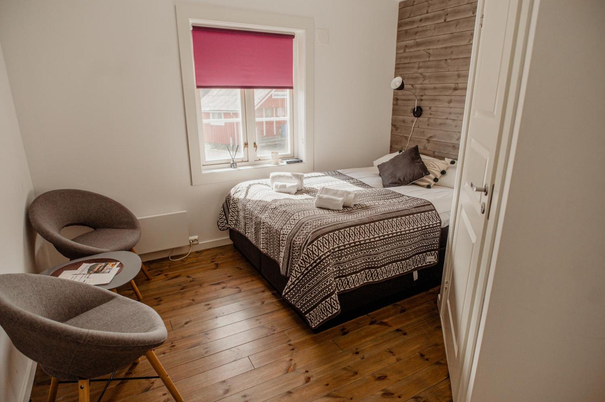 Kraemmervika Havn Ballstad Chambre photo