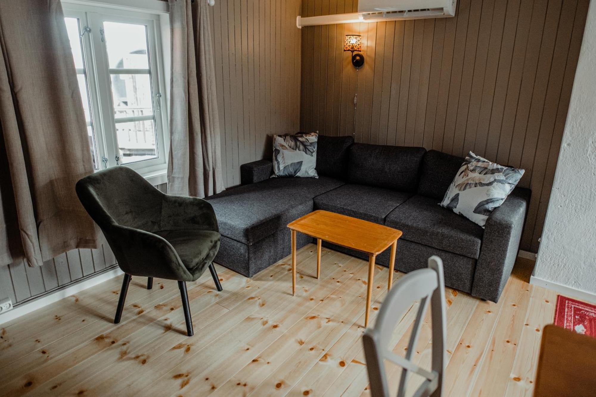 Kraemmervika Havn Ballstad Chambre photo