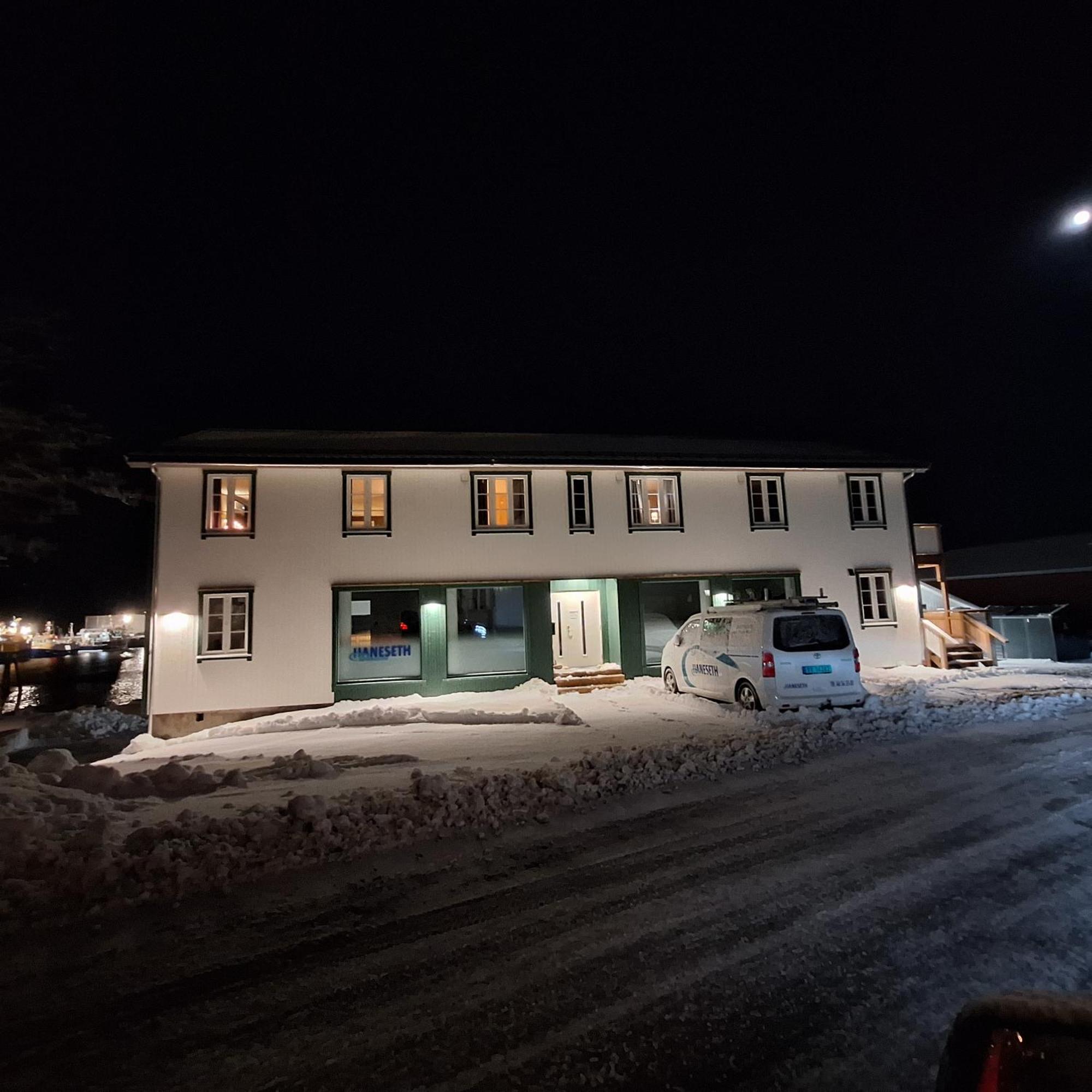 Kraemmervika Havn Ballstad Extérieur photo